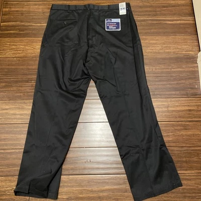 Dockers Pants Mens 40x32 Anti Wrinkle Flat Front Classic Fit Black 512652 NEW - Image 1 of 4