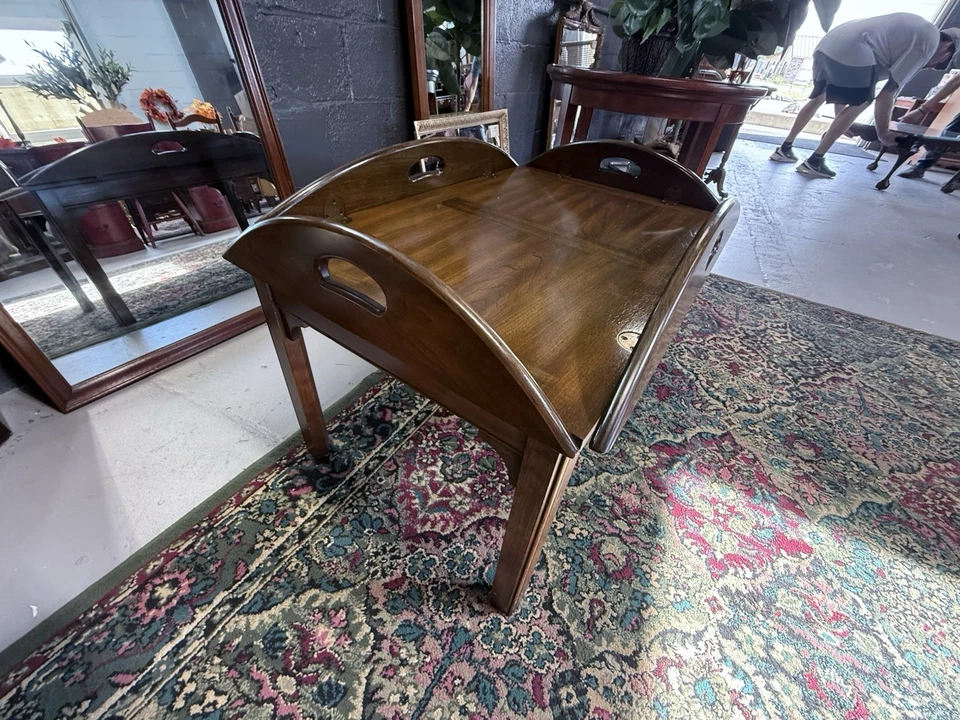 BANDEJA DE MAYORDOMO ESTILO CHIPPENDALE MCM CAOBA VINTAGE MESA HERRAJES DE LATÓN LOOK WOW Foto 1 de 4