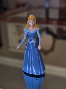 Mc Donald’s Happy meal toy Sleeping Beauty 1996 #6 Princess aurora Vintage - Picture 1 of 4