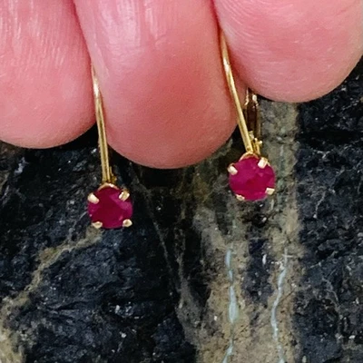 VTG Natural Ruby Earrings 14K Solid Yellow Gold .68CTTW Dangle Drop .80gr 14mm - Image 1 of 4