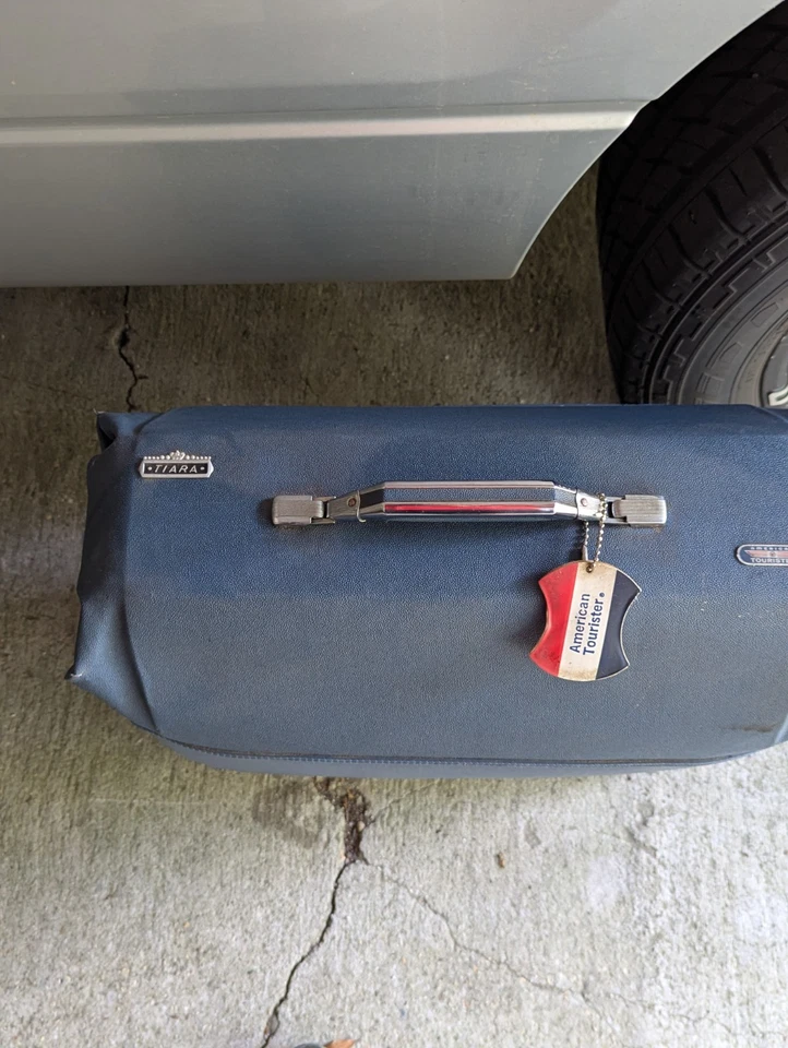 Vintage Retro American Tourister 44” Hard Large Garment Carrier Bag Luggage  - Image 1 of 4