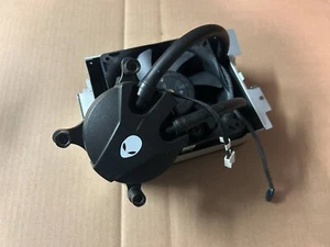 Original flüssigkeitsgekühlter Kühlkörper mit Lüfter Alienware Aurora R10 795XF 0795XF - Bild 1 von 3