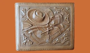 Hand Tooled Men's Leather Wallet Made in Chile with Huaso (horseman) symbols - Picture 1 of 6