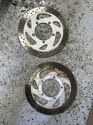 05-09 Suzuki Boulevard C90 2005 par delantero disco rotor freno izquierdo y derecho Foto 1 de 4