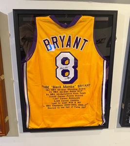 Kobe Bryant Autographed AND Framed Jersey - 100% Authentic- PSA and Beckett COA! - Picture 1 of 11