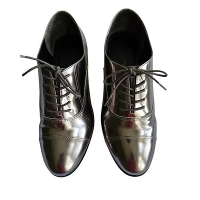 Ivanka Trump Ollie Oxford  - Image 1 of 4