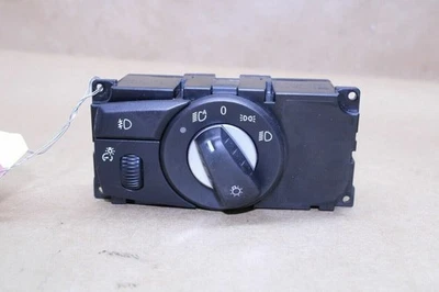 Interruptor de faros BMW 528i 535i 550i M5 2008-2010 61319135574 OEM usado Foto 1 de 4