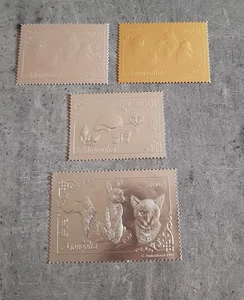 MONGOLIA - MASCOTAS Y PERROS - 4 SELLOS - LÁMINA ORO Y PLATA - MNH - Imagen 1 de 1