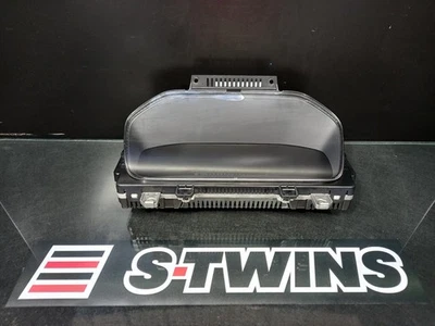 VOLVO XC60 INSTRUMENT CLUSTER GEN 2, STANDARD TYPE, 05/17-06/21													 17  - image 1 of 4