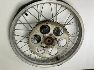 1974 Suzuki TM125 OEM Rear Wheel TM 100 1973 1975 - Bild 1 von 12