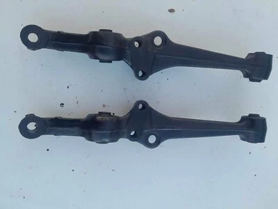 Brazos de control inferiores delanteros OEM Honda — Juego de pares para 88-91 Civic CRX SH3 Foto 1 de 3