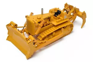 Caterpillar Cat D9G with 9R Ripper Blade - CCM 1:48 Scale Diecast Model New - Picture 1 of 4