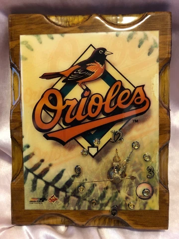 Wall Clock 9" x 6" Baltimore Orioles 2001 Cover