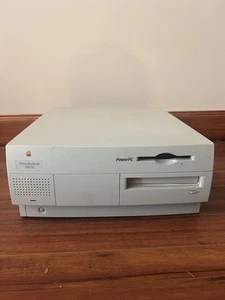 Power Macintosh 7200 with Mac OS 9.1 - Picture 1 of 8