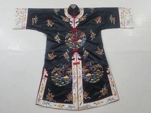 Vintage chinesischer handbestickter Bai Hua schwarzer Seidenkimono Morgenmantel - Bild 1 von 17