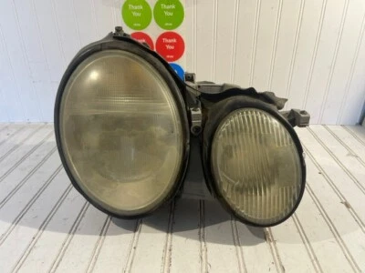 Farol de xenônio direito 1998 1999 2000 2001 Mercedes Benz E Class W210 E320 fabricante de equipamento original - Imagem 1 de 4