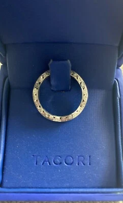 Alianza Tacori Classic Media Luna Oro Blanco 18k 0.87 c Color G/VS Claridad Foto 1 de 3