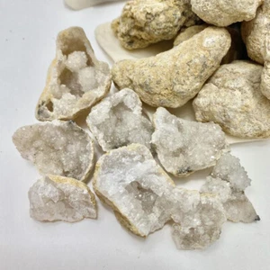 500g Break Your Own Geode - Mini Crystal Quartz Unopened Agate Geode - Picture 1 of 8