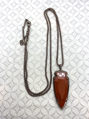 Kendra Scott Kimmy Punta de Flecha Flecha Collar Rojo Jaspe Chocolate Tono Marrón Foto 1 de 4