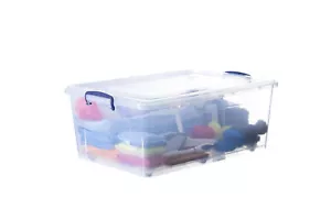 Contenedor de almacenamiento apilable transparente Superio con ruedas y tapa de bloqueo (60 cuartos) - Imagen 1 de 6