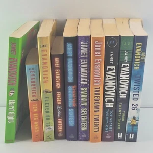 Janet Evanovich Lot Mystery Stephanie Plum Novel 8 10 11 15 16 17 20 21 23 26 PB - Picture 1 of 14