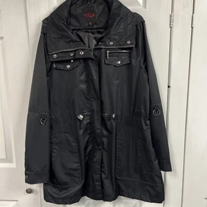 Yoki Women’s Black tech jacket. size 1X removable, hood ,Wind/Water Resistant - Picture 1 of 6