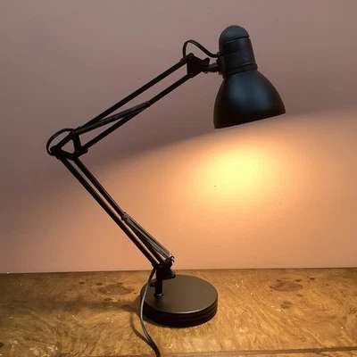 "Lámpara de escritorio 2013 con brazo oscilante equilibrado con resorte móvil base pesada 27"" negra 5698601" Foto 1 de 4