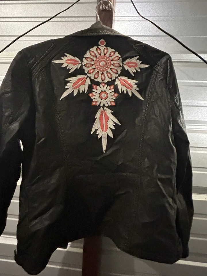 Miss Me Womens M Faux Leather Moto Jacket Embroidered Dreamcatcher Boho Western - Image 1 of 4