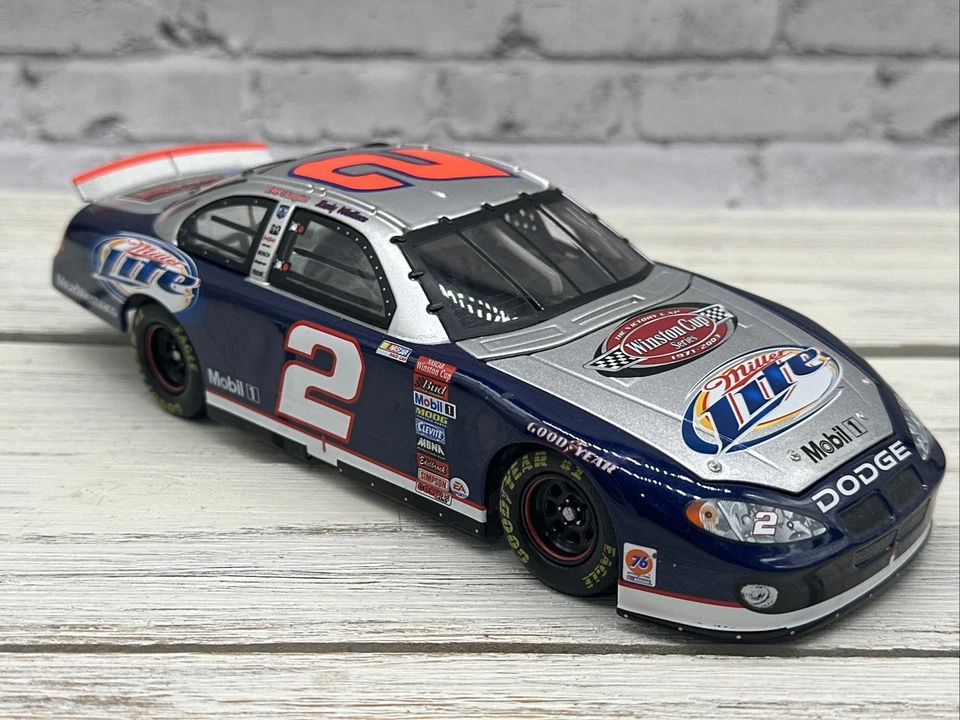 Dodge Intrepid 2003 Rusty Wallace #2 Miller Lite/The Victory Lap 1/24 sin caja Foto 1 de 4