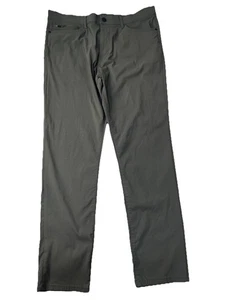 Pantalones impermeables vintage verde oliva frente plano para hombre talla 36x32 nailon senderismo golf - Imagen 1 de 8