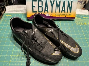 Nike Phantom GT2 Academy DF FG/MG 'Black Metallic Gold' DC0797-007 - Picture 1 of 6