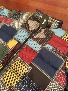 NUEVO CON ETIQUETAS STUSSY Chaqueta acolchada multicolor retazos Talla XL 115485 Ropa de calle rara - Imagen 1 de 7