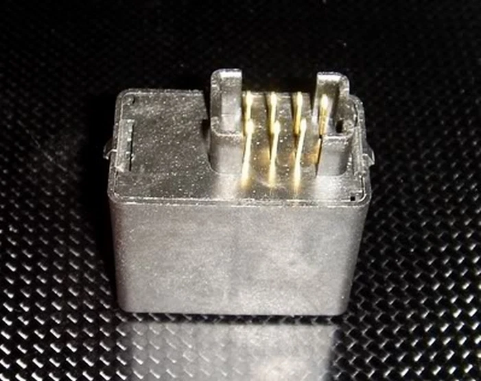 Relé intermitente LED Suzuki Plug-n-Play GSXR TL1000R SV650 SV1000 Hayabusa GSX1400 Foto 1 de 1