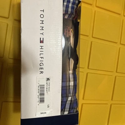 Tommy Hilfiger Men's 3-Pack Classic Printed Cotton Poplin Boxers Large 36-38 - Image 1 of 4