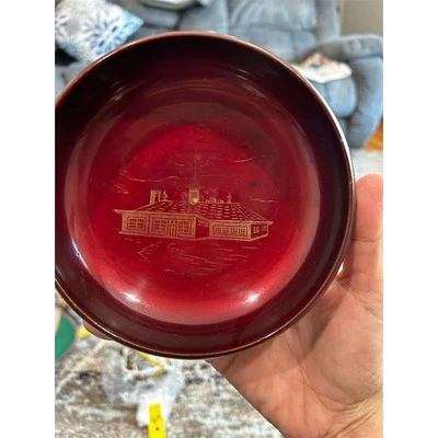 Ensaladera japonesa vintage de laca roja de Aizu Foto 1 de 4