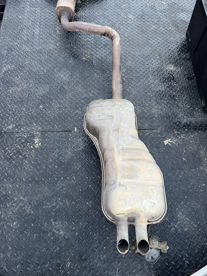 Silenciador de escape trasero ajuste directo se adapta a: Volkswagen Beetle 2006-2010 2,5 L Foto 1 de 4