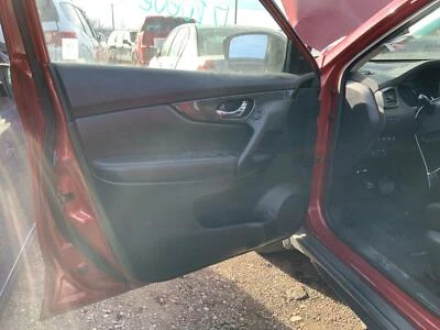 Used Front Left Door Interior Trim Panel fits: 2017 Nissan Rogue  Grade A - Изображение 1 из 4