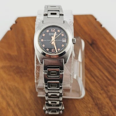 Fossil Women's Silver Tone Boyfriend Watch Black Rose Gold Calendar Dial AM-3913 - Image 1 of 4