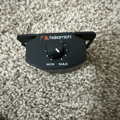  Control remoto de volumen amplificador Nakamichi Foto 1 de 4