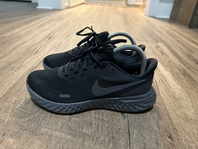 Nike Womens Revolution 5 BQ3207-001 Black Running Shoes Sneakers Size 7.5 - Image 1 of 4