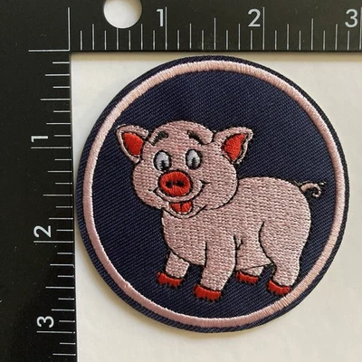 Pig Circle Embroidered Iron On Patch - Image 1 of 3