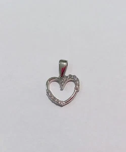 Ciondolo pendente cuore oro bianco 18 kt 750% con zirconi bianchi - Foto 1 di 4