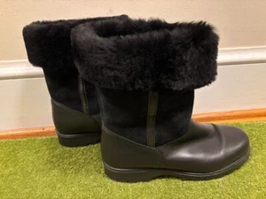 Ladies La Canadienne Kosmo $595 Shearling Mid Boots 9.5 M Black - Picture 1 of 12