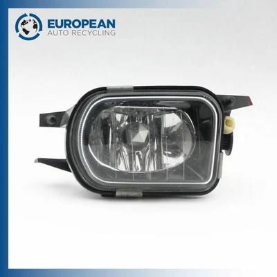 2003-2011 MERCEDES SLK350 Right Passenger Side Fog Light - 1 BROKEN TAB OEM - Image 1 of 4