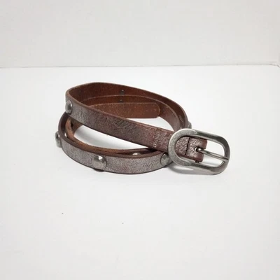 Cinturón de cuero fósil talla grande, tachonado plateado marrón occidental boho hippie en muy buen estado Foto 1 de 4
