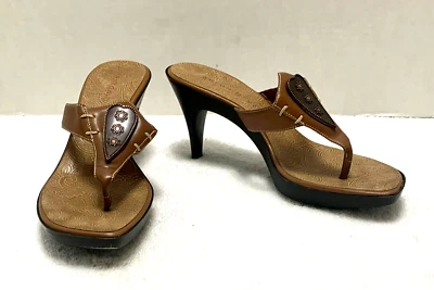 Sandalias ANTONIO MELANI de cuero marrón con tacón de gatito 7M Foto 1 de 4