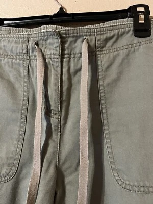 Women’s Timmy Hilfiger Drawstring Army Green  Capri  Pants, Sz 10, Inseam 23” — 第 1/4 张图片