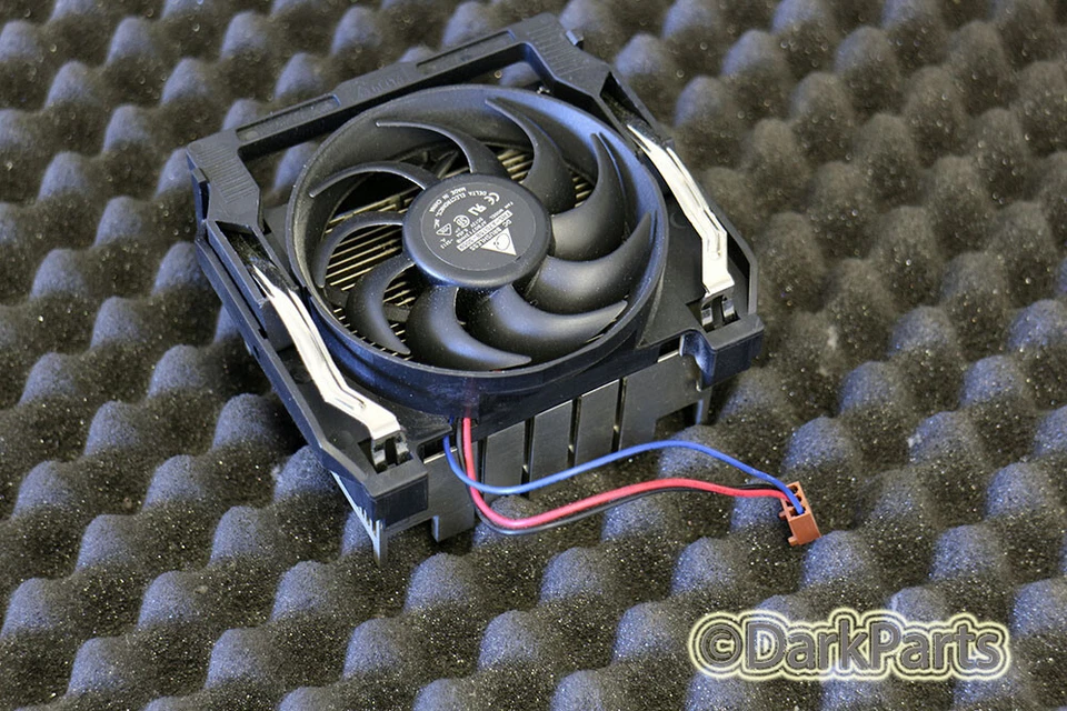 Delta FHS-A7015B-S059 AFB0712HHB Heatsink & Fan Cooler - Immagine 1 di 1