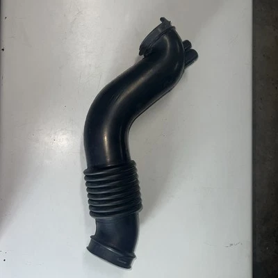 2000 Mercury Grand Marquis 4.6L Air Cleaner Intake Hose F8AX-9R530-AA #283 - Image 1 of 4