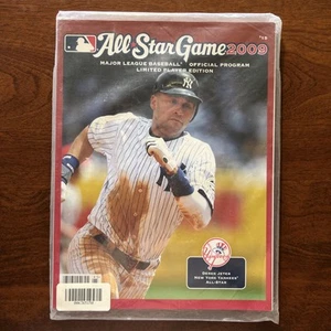 MLB ALL STAR GAME OFFICIAL PROGRAM LIMITED PLAYER EDITION DEREK JETER 2009-RARE - Picture 1 of 2